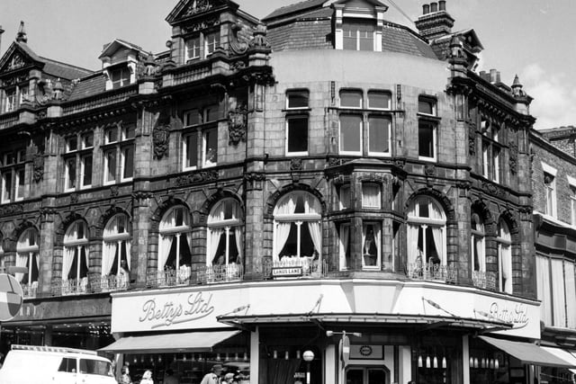 The corner of Lands Lane and Commercial Street showing Betty's cafe circa 1967.