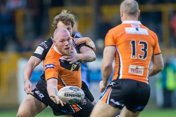 Steve Crossley in action for Castleford in 2015. Picture by Allan McKenzie/SWpix.com.