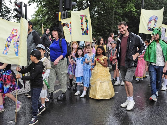 The procession heads towards Kirkstall Abbey. (pic by Steve Riding)