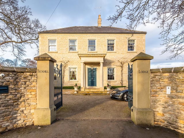 The grand entrance to Tickhill Lodge.