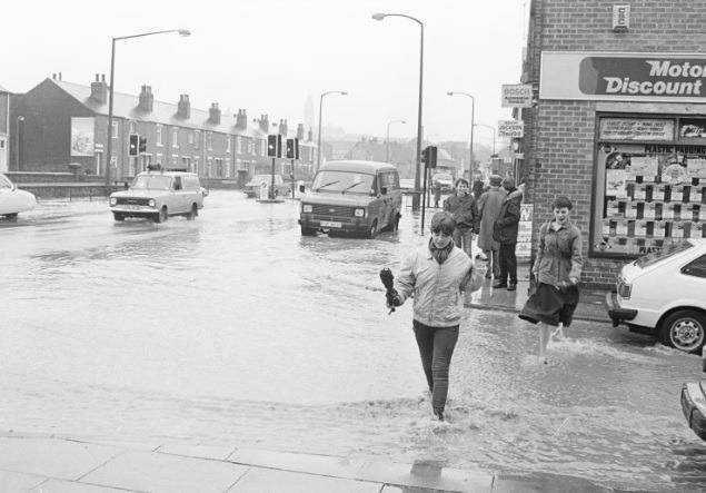 Wakefield floods - Westgate End -  June 1983