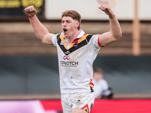 Grade A dabngerous throw/lift, one penalty point, total points 1.5 - no further action.