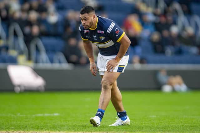Rhinos' middle unit, including Sam Lisone, will have their hands full agianst a big Hull pack. Picture by Tony Johnson.