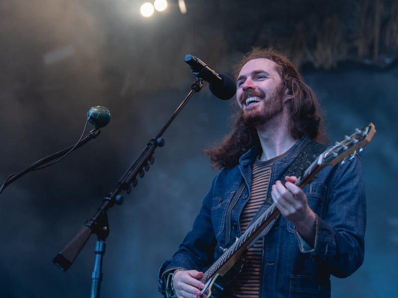 His set began with Eat Your Young, Jackie & Wilson and From Eden before recent single Francesca, Cherry Wine and Movement.