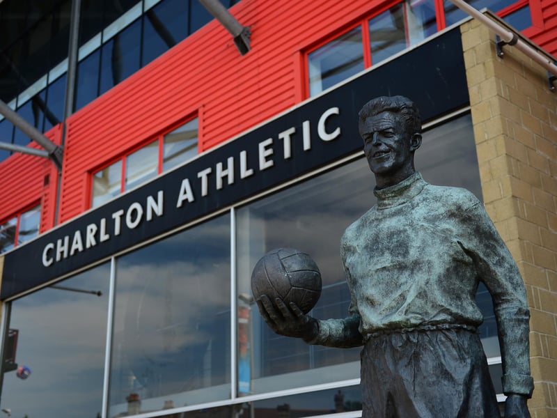 Division Two play-off final first leg: Charlton Athletic 1 Leeds United 0.
