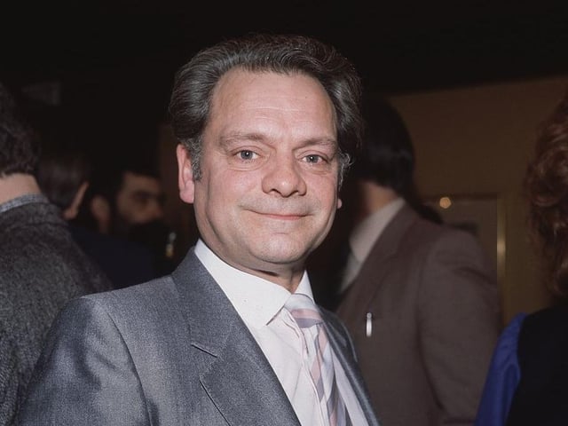 A Touch Of Frost was a television detective series produced by Yorkshire Television that ran from 1992 to 2010. Even though the series was set in the south Midlands, many of the outdoor scenes were filmed in towns and cities in West Yorkshire - including Leeds.