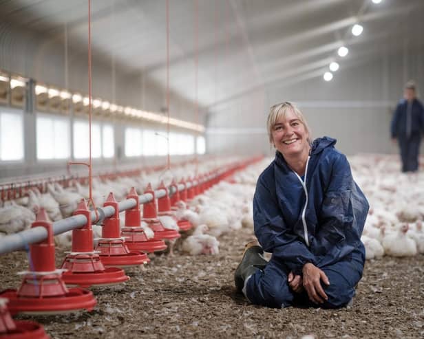 Mel Jackson of Soanes Poultry wins Farmworker of the Year Award 2022.