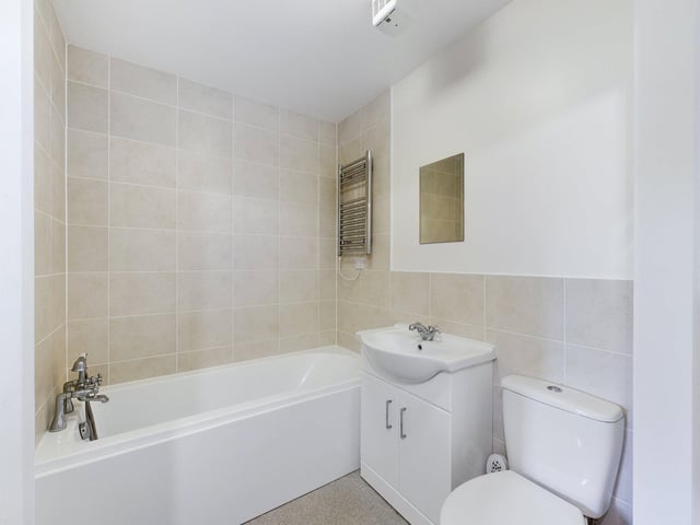 This one bedroom flat in Gisors Road, Southsea, is on the market for £155,000. It is listed by Chinneck Shaw.