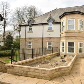 This superb three double bedroom apartment occupies a prime first floor position within the exclusive Parc Mont development, situated on the doorstep of Oakwood Parade, Street Lane and local schools.
