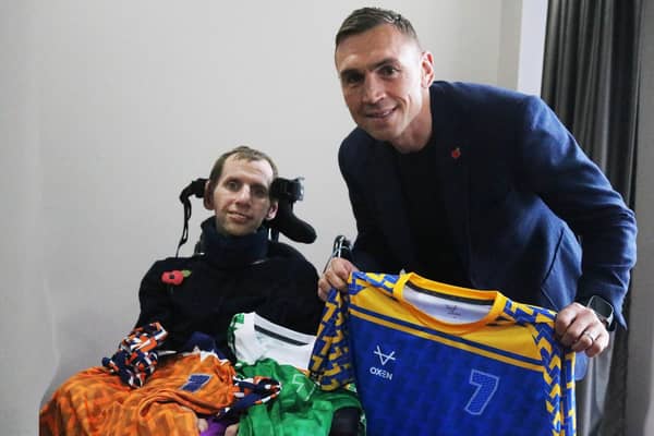Rhinos legends Rob Burrow, left and Kevin Sinfield have been honoured in recognition of their campaigning work for MND causes. Picture by Leeds Rhinos.