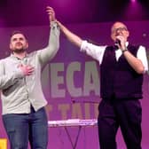 Last year's winner, Gordon Robertson (left)