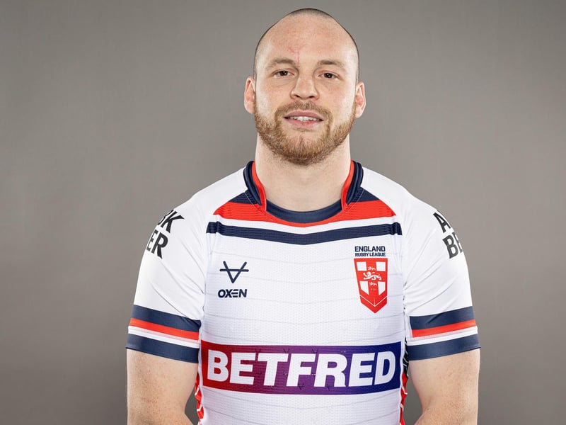 Dancing feet took him in for a try on his England debut, made some good catches, had a good game overall 8