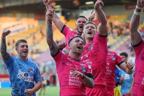 Rhinos celebrate after the final whistle. Picture by Manuel Blondeau/SWpix.com.