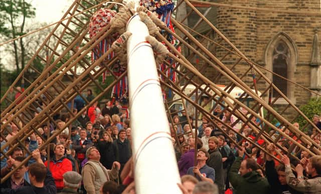 Enjoy these photo memories from around Leeds in 1996. PIC: Mel Hulme