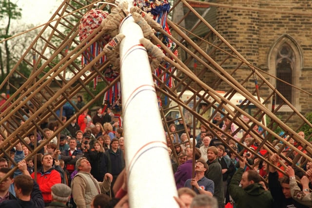 Enjoy these photo memories from around Leeds in 1996. PIC: Mel Hulme
