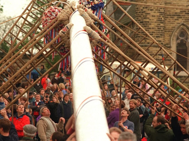 Enjoy these photo memories from around Leeds in 1996. PIC: Mel Hulme