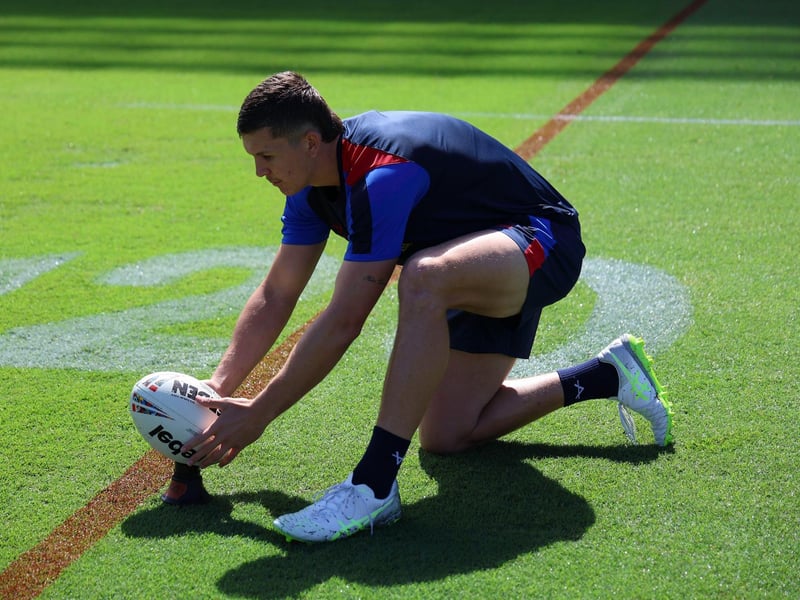 Quality work on the right edge and kicked 13 goals from 14 attempts 8