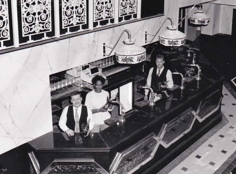 Continental-style city centre eaterie The Gallery on Merrion Street, pictured in December 1988, aimed to cater for sophisticated customers keen to eat and drink in comfortable smart surroundings.