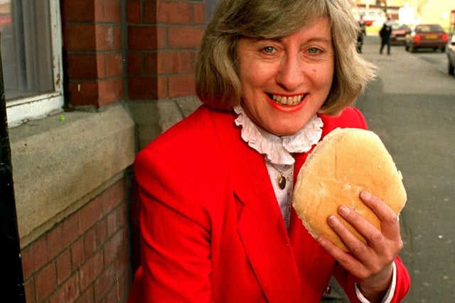 Valerie Kendall pictured with a sandwich outside Richmond Hill's Bethlehem Cafe in February 1996.