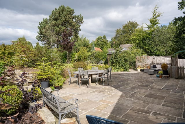 This patio with the garden as backdrop is perfect for summer, and for entertaining.