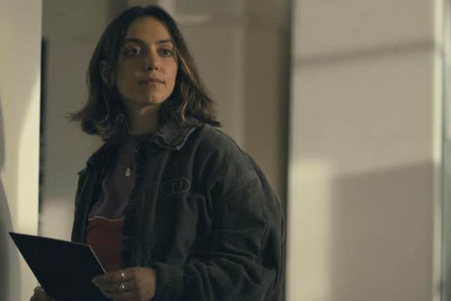 Young artist Mabli Owen Davies (Maeve Courtier-Lilley) could hold the key to the mystery in the second series of Channel 4 drama The Light in the Hall (Picture: Channel 4)