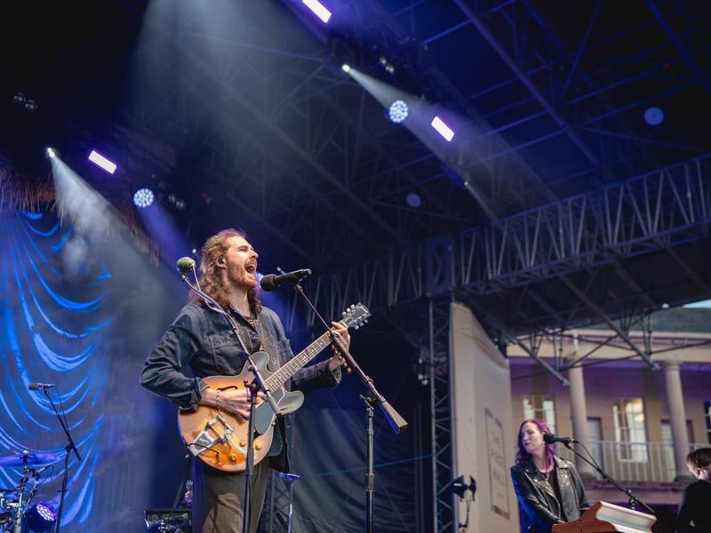 Hozier was supported by special guests Alison Russell and Victoria Canal.