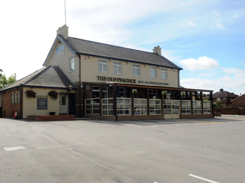 A pub called The Old Peacock has stood on the same site on Elland Road since 1826, although at first it was called The Peacock Inn. Now run by Ossett Brewery, the Leeds United favourite serves a variety of the brewery's real ale and other big name beers.