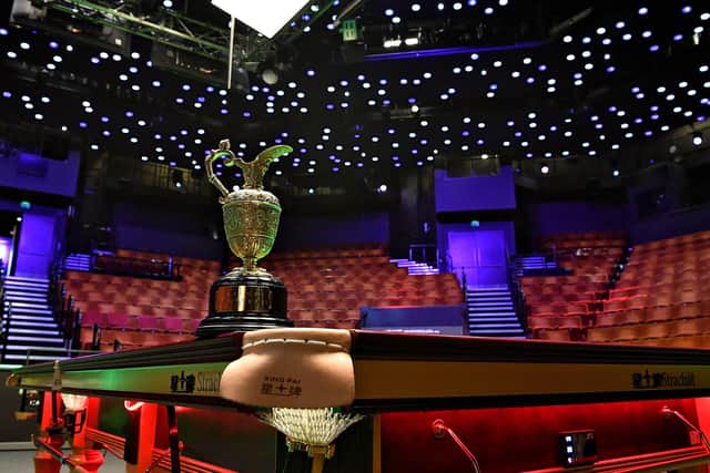 World Seniors sign Sheffield deal