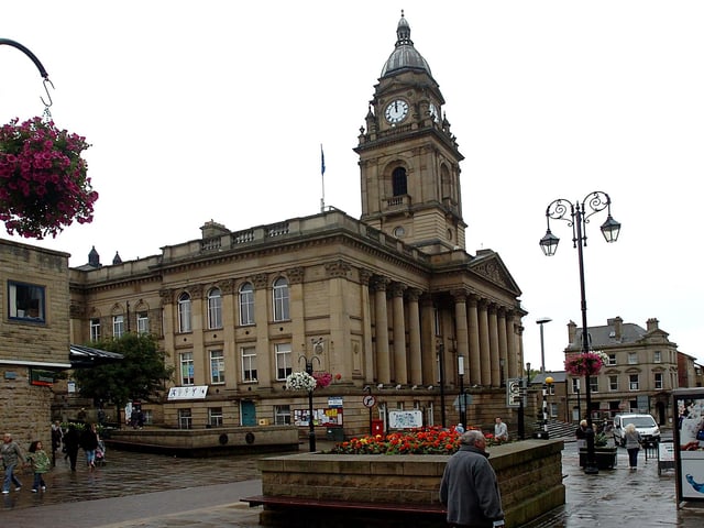 Morley is a lively market town in south Leeds, the largest in the city, and boasts affordable house prices as well as a growing range of independent shops, cafes and pubs. It has a happiness score of 7.35 and average house prices are £185,474.