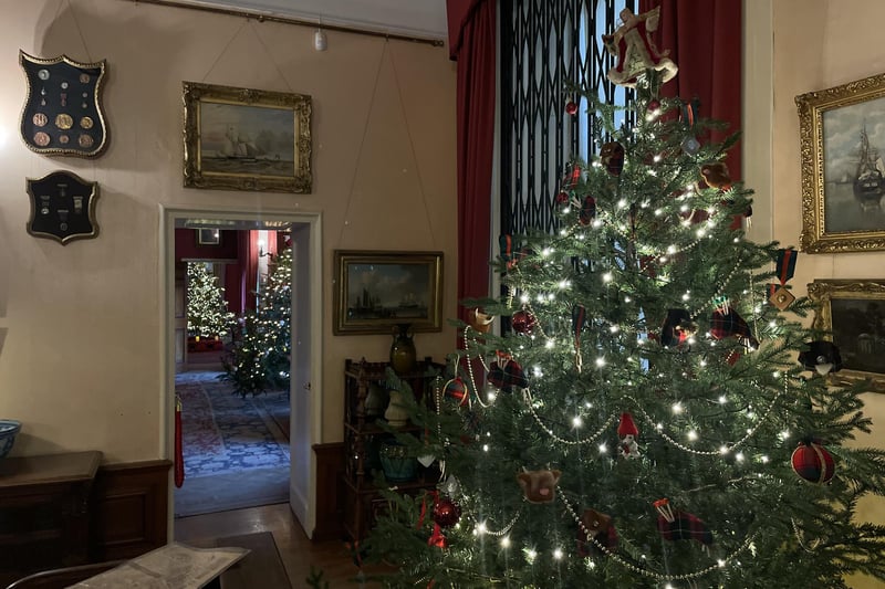 Visitors will be able to go from room to room and explore the festively decorated hall in all its glory.