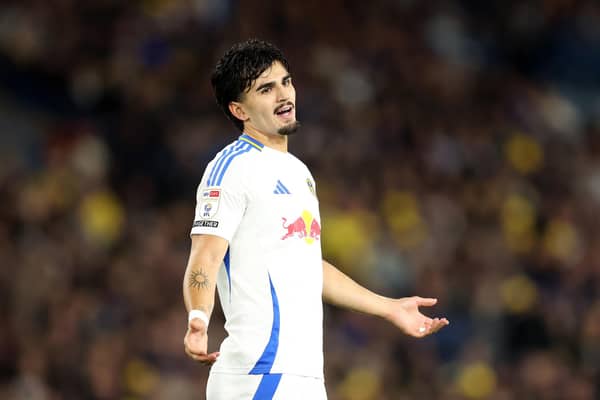 A big new doubt and one of two of them for the Whites. Boss Daniel Farke revealed at Thursday's pre-match press conference that Struijk was struggling with tightness in his hamstring and had not trained for the last two days. The defender was given a 50-50 chance by the club's medical department but Farke labelled him as a "major doubt.”