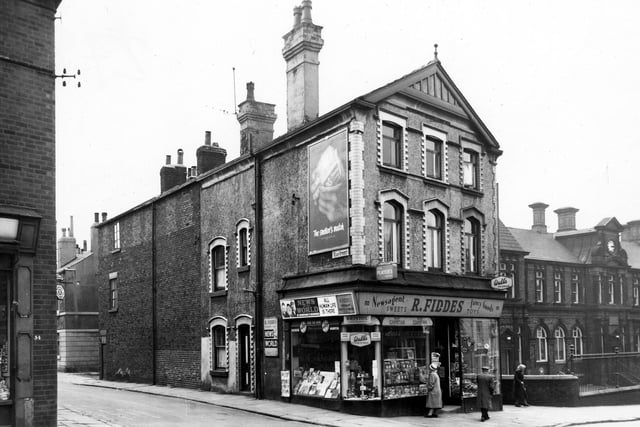 Enjoy these photo memories from around Beeston in 1964. PIC: West Yorkshire Archive Service