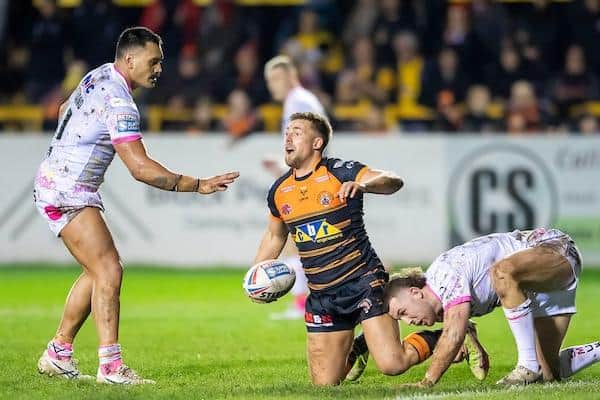 Tigers' Greg Eden and Leeds' Zane Tetevano, left, will both miss this weekend's derby. Picture by Allan McKenzie/SWpix.com.