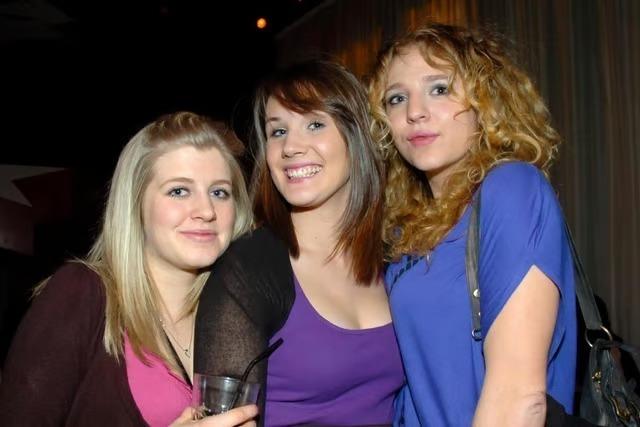 Bryony, Bethany and Verity in Havana.
