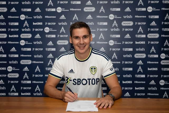 TRANSFER QUERY - Leeds United have signed left-sided centre-back Max Wober from RB Salzburg, who can and has played at left-back, but where will he feature for the Whites and where does he want to play?