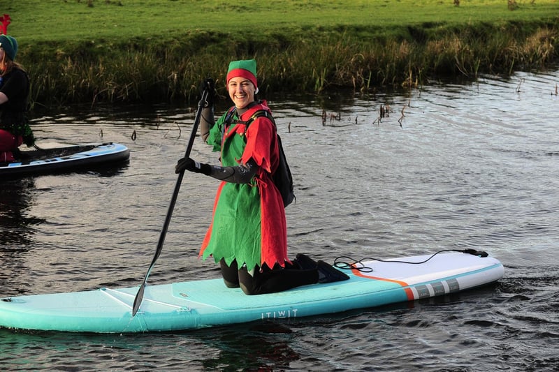 Elf-taught paddler Alison Traynor makes her way along the route. (pic by Steve Riding)