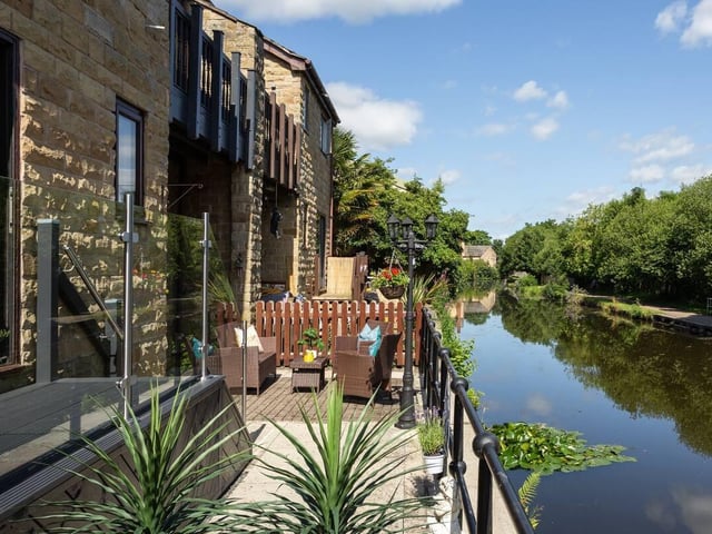 This unique canalside property is one not to miss if you are looking for a memorable stay by the Leeds-Liverpool Canal.