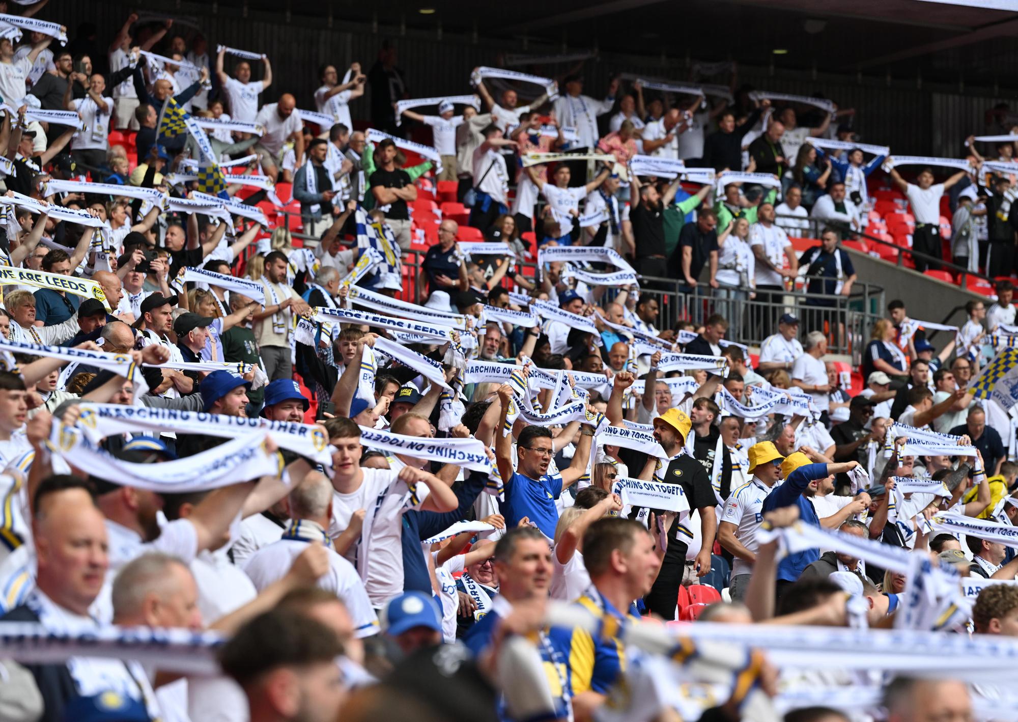 39 superb photos of Leeds United fans at Wembley for play-off final as chief's call proves right