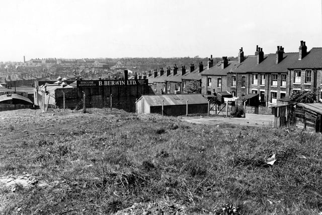 Rosebud Walk in May 1956. To the left is B. Berwin Ltd., clothing manufacturers, on Roseville Road.
