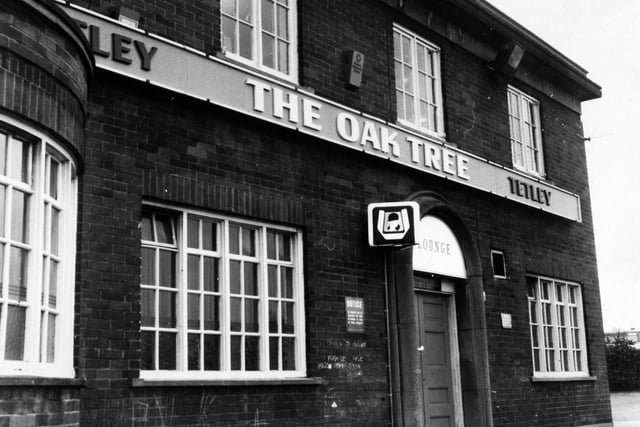 Did you enjoy a drink here back in the day? The Oak Tree pictured in January 1978.
