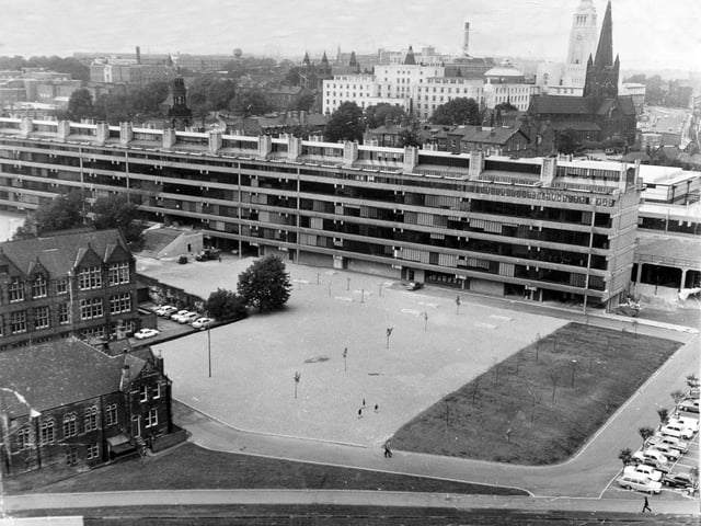 The vast campus of Leeds University in September 1971.