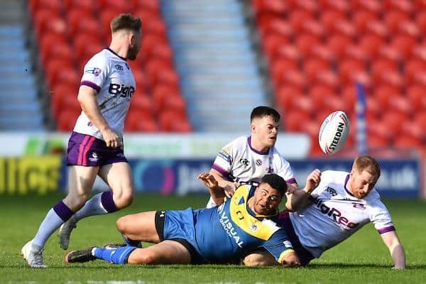 Aaron York (blue kit) in action for Doncaster against Midlands Hurricanes. Picture by Will Palmer/SWpix.com.
