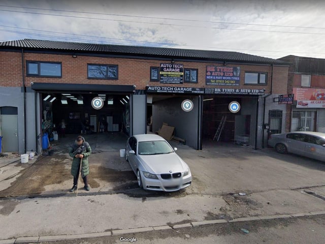 Address: 39A Florence St, Harehills, Leeds LS9 7BX
Phone: 07466 383483