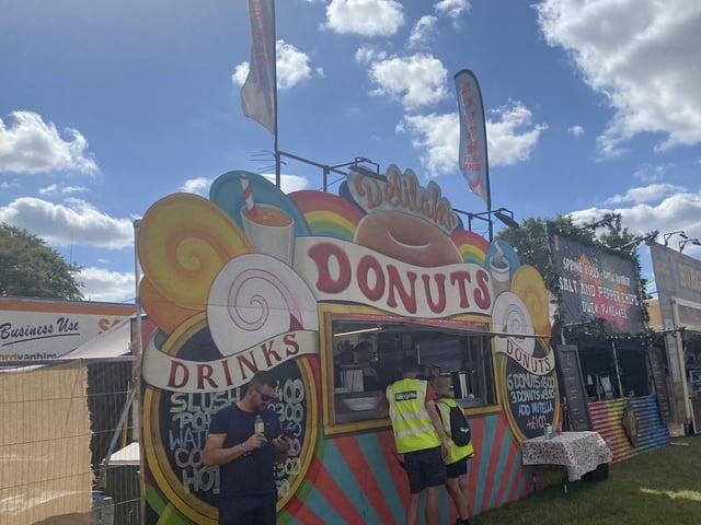 Delilah’s will be popular among those looking for a sweet treat and they also serve drinks.