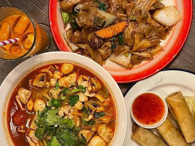 Mommy Thai has two locations in the city centre - on Duncan Street and Vicar Lane. This Thai restaurant has 4.4 stars from 890 Google reviews. It serves an extensive menu with starters from £4.50 including spring rolls and chicken satay. A range of noodles and rice dishes begin at £10.95.