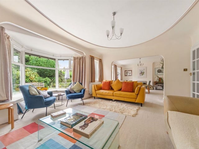 Throughout the house, delightful period features, including ceiling detail, have been restored and sympathetically updated, carefully blending the original with the new