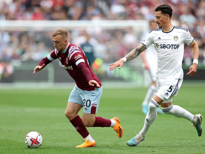 3 - Put himself about but couldn't stem the tide in the second half. Not enough.