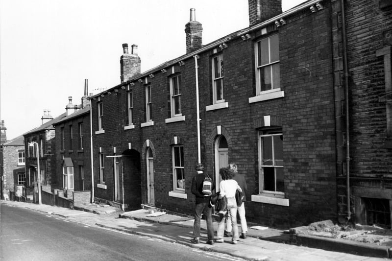 Share your memories of Morley in 1971 with Andrew Hutchinson via email at: andrew.hutchinson@jpress.co.uk or tweet him - @AndyHutchYPN