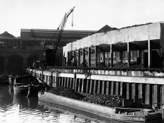 The coal staithes at Victoria Bridge in June 1955.