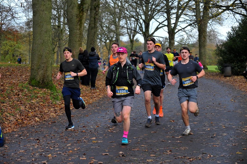 The runners make their way through Roundhay Park (pic by Steve Riding)
